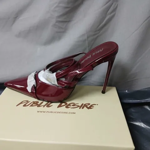 PUBLIC DESIRE VIPER BURGUNDY PATENT SANDALS – UK7 (US9)