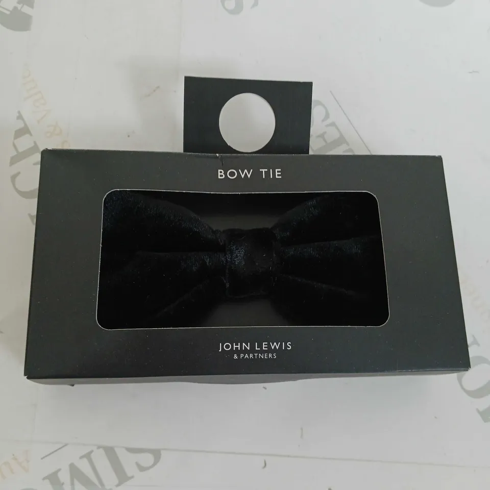 BOXED JOHN LEWIS BOW TIE