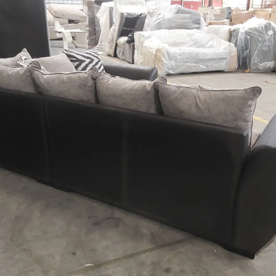 QUALITY DESIGNER HILTON FABRIC AND FAUX LEATHER RIGHT HAND CORNER CHAISE SOFA