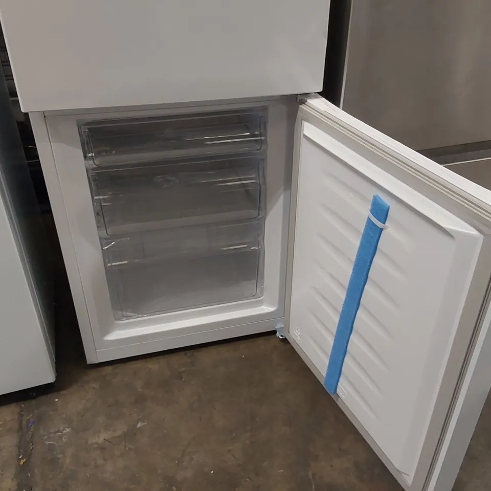FRIDGEMASTER 50CM FREESTANDING 60/40 FRIDGE FREEZER IN WHITE MC50175A - UNPROCESSED RAW RETURN