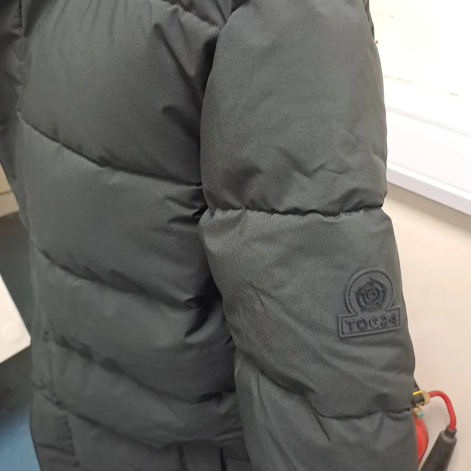 TOG24 BLACK PUFFER COAT - SIZE LARGE