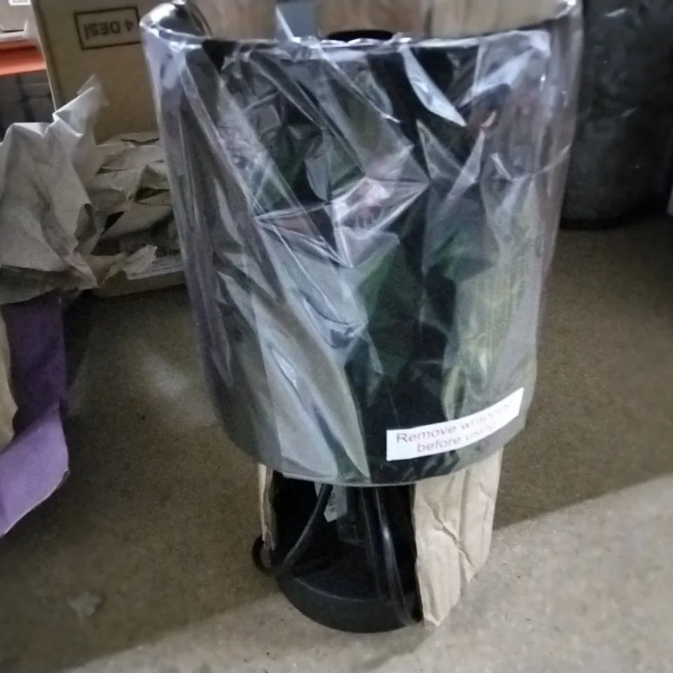 BOXED HOVE TABLE LAMP WITH GREEN SHADE