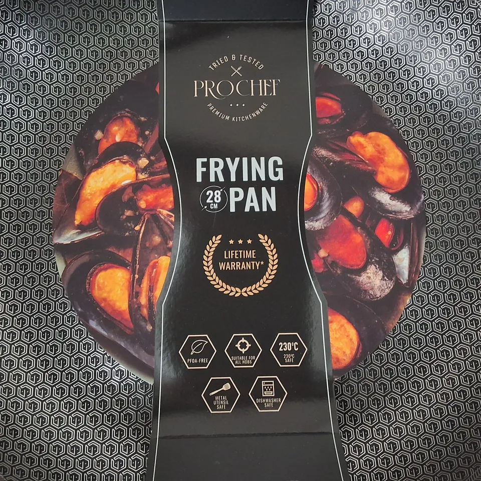 BOXED HEXGUARD 28CM FRYING PAN