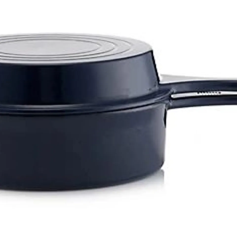 BRAND NEW BOXEDCOOK'S ESSENTIALS 25CM 2 PIECE CAST IRON DOUBLE DUTY CASSEROLE WITH SKILLET LID