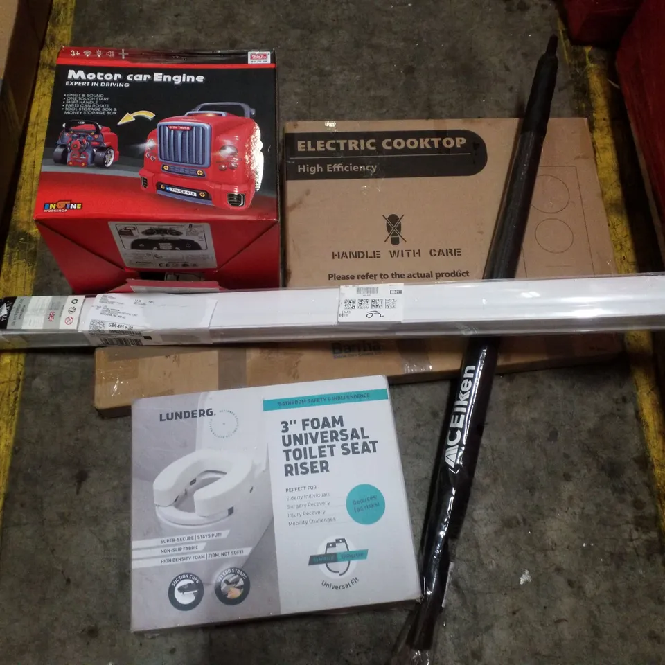 PALLET CONTAINING ASSORTED PRODUCTS INCLUDING UMBRELLA, 3" FOAM UNIVERSAL TOILET SEAT RISER, MOTOR CAR ENGINE TOY & ELECTRIC COOKTOP