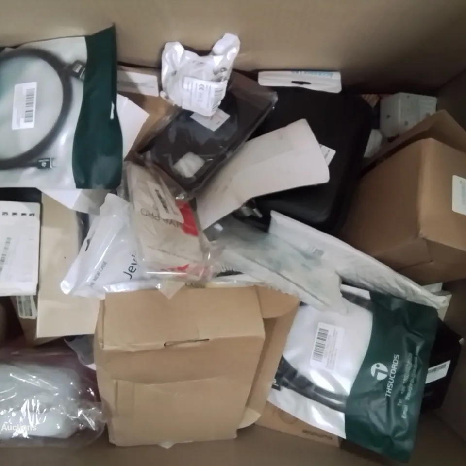 BOX CONTAINING LARGE AMOUNT OF MIXED BOXED ELECTRICAL ITEMS PHONE ACCESSORIES LIGHTING ETC.