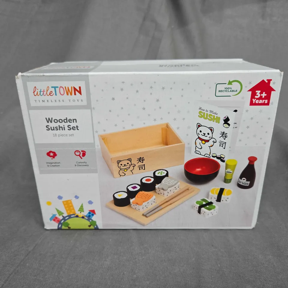 LITTLE TOWN WOODEN SUSHI SET