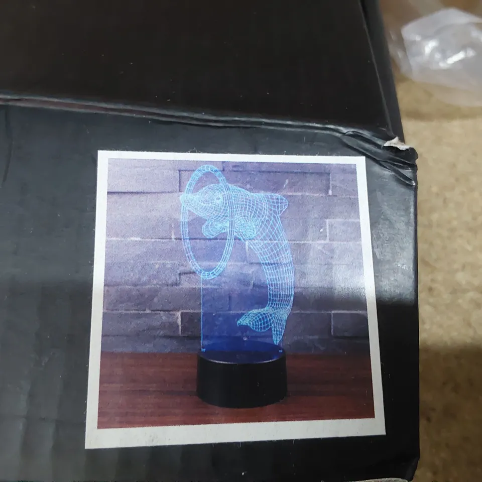 DESIGNER AQUARIUS COLOUR CHANGING 3D DOLPHIN LED LAMP
