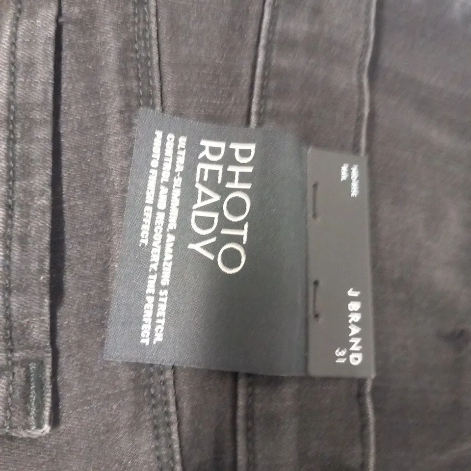 J BRAND MID-RISE RAIL PHOTO READY ULTRA SLIMMING JEANS SIZE 24
