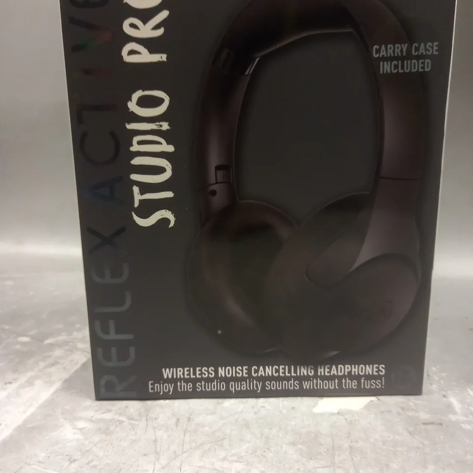 BOXED REFLEX ACTIVE STUDIO PRO WIRELESS HEADPHONES