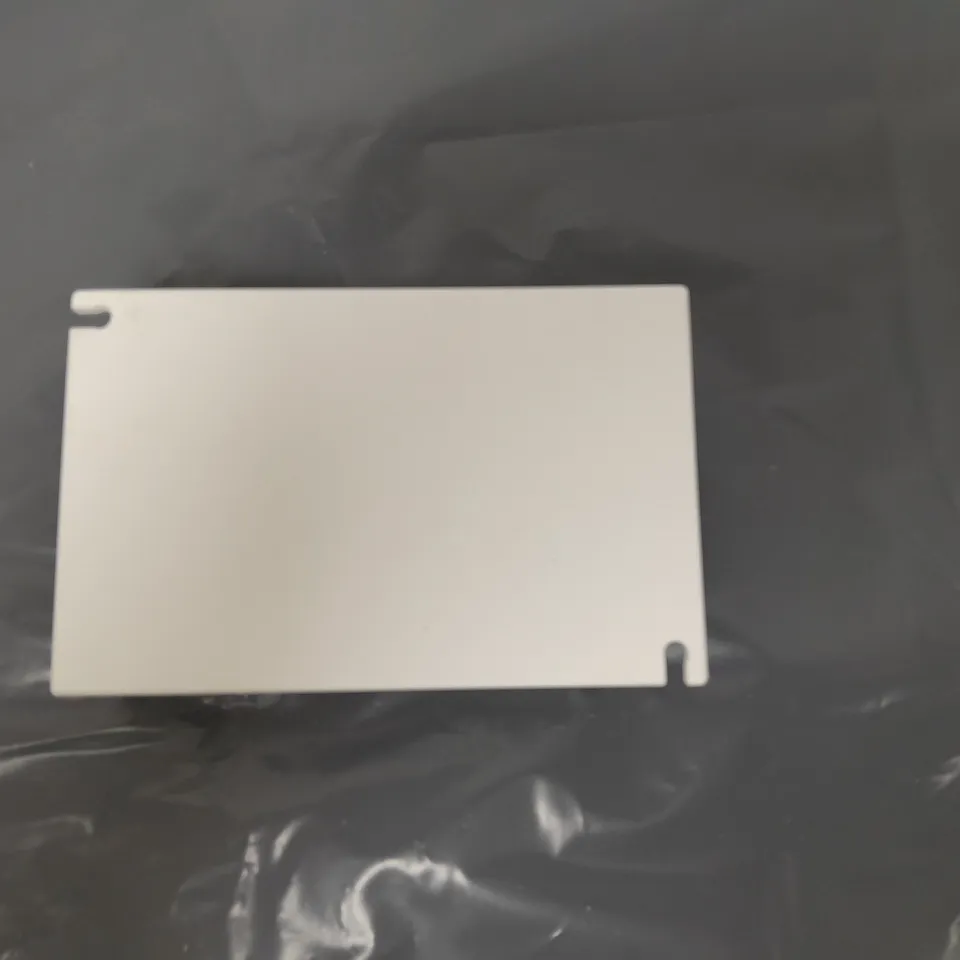 APPROXIMATELY 40 EMCOLITE ELECTRONIC BALLAST PL2-218B