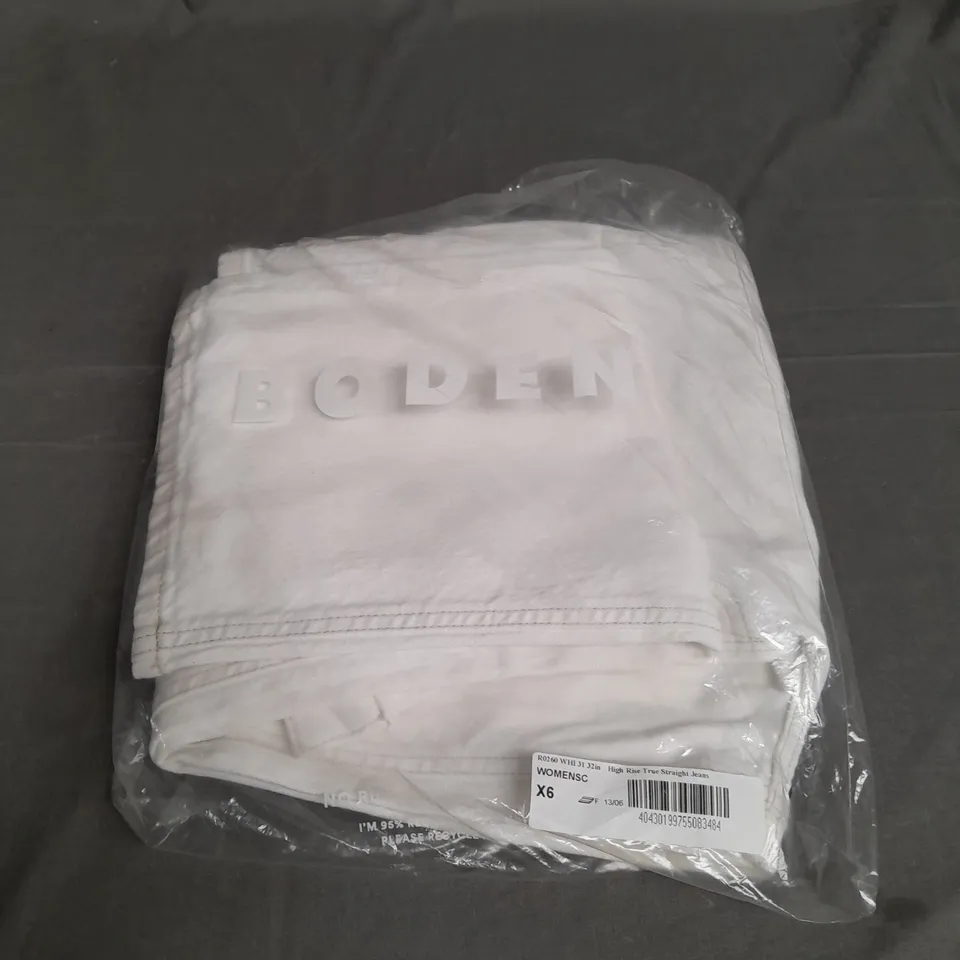 SEALED BODEN HIGH RISE TRUE STRAIGHT JEANS - W31 L32