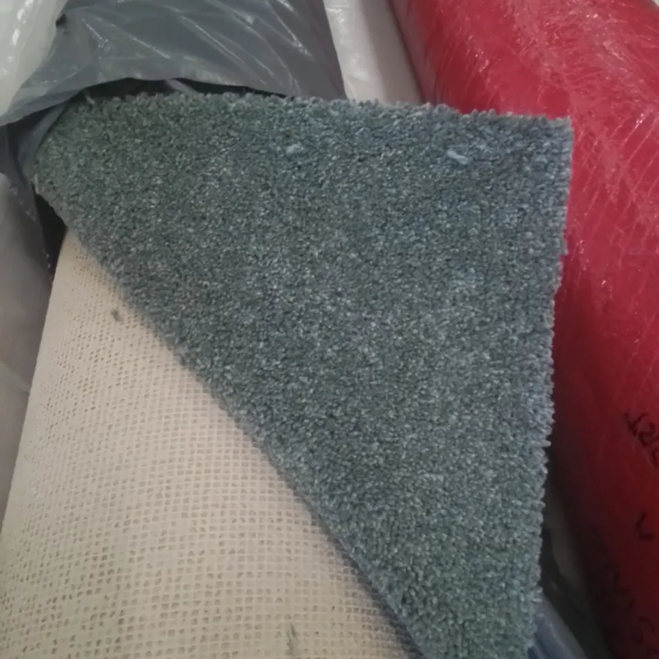 ROLL OF QUALITY STAINSAFE SHEPHERD TWIST CARPET // SIZE: APPROXIMATELY 4 X 4M