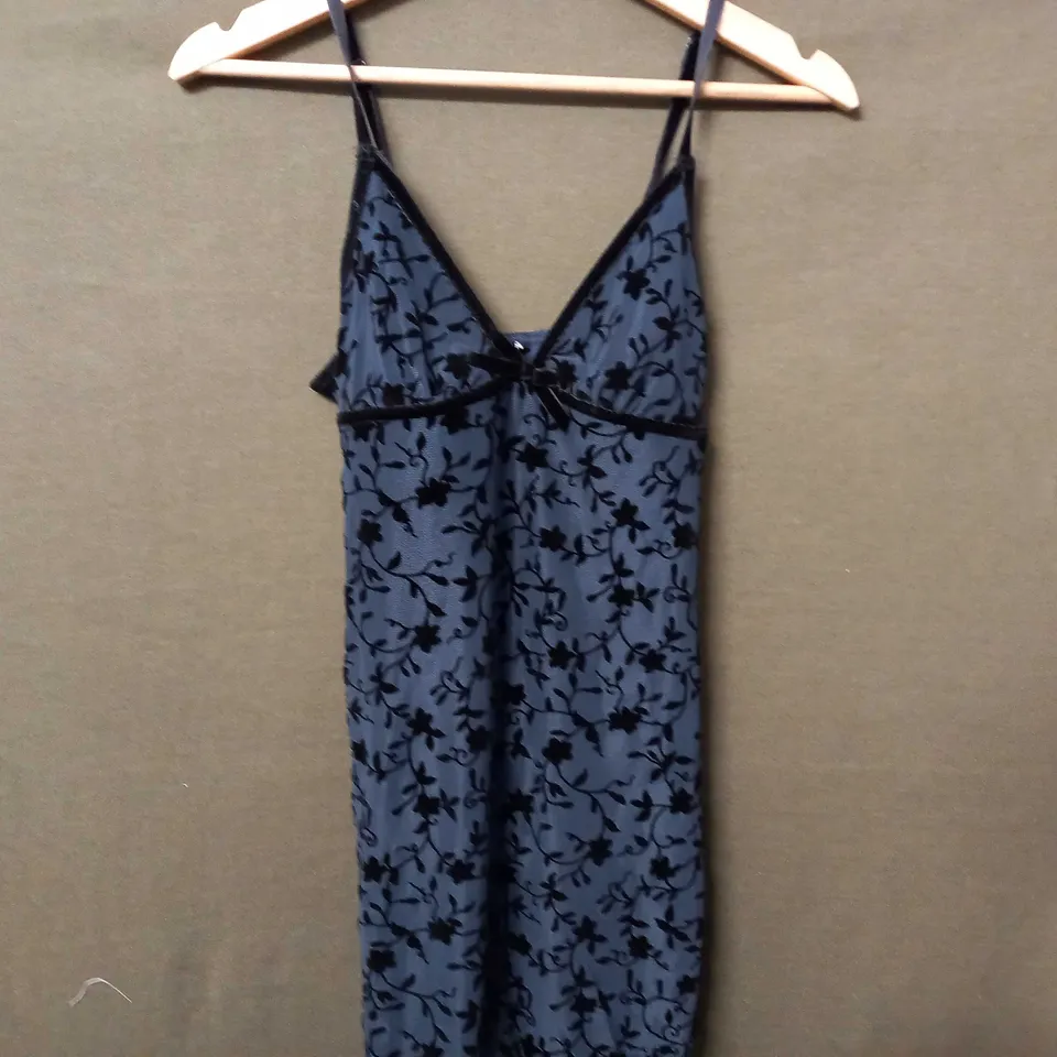 MOTEL MEVILA DRESS WITH FLORAL DESIGN IN NAVY/BLACK - XXS