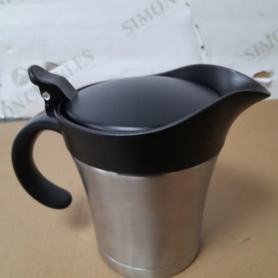COOK'S ESSENTIALS INSULATED GRAVY JUG