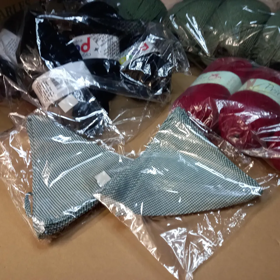 LOT OF APPROX 5 ASSORTED CRAFT RELATED ITEMS TO INCLUDE: ARAN WOOL, RED WOOL, BLACK WOOL