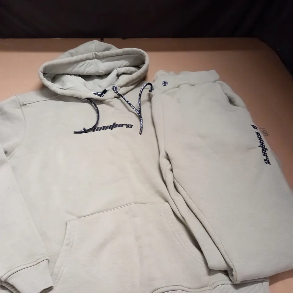 B COUTURE KHAKI GREEN HOODIE AND JOGGERS - XL