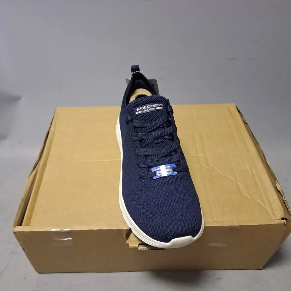 PAIR OF SKECHERS BOBS SPORT MEMORY FOAM TRAINERS IN NAVY SIZE 5