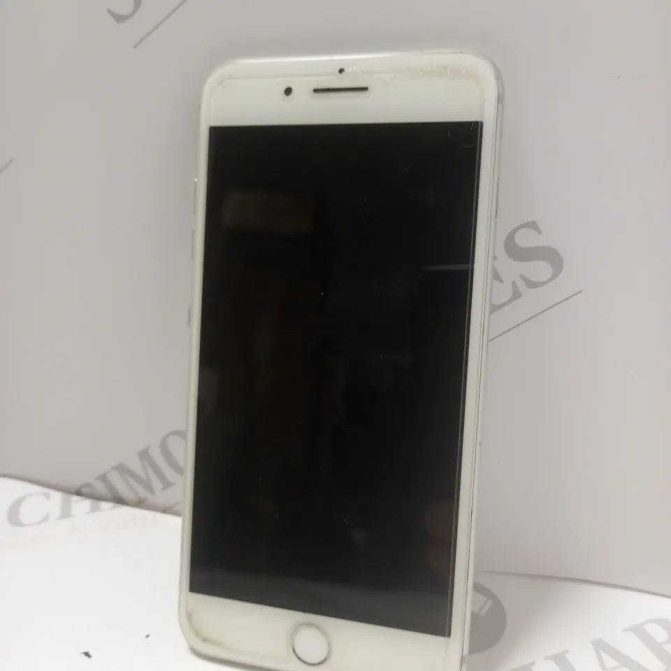 BOXED APPLE IPHONE 7 PLUS (A1784) IN SILVER