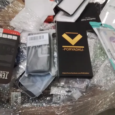 PALLET TO CONTAIN A LARGE QUANTITY OF PHONE CASES AND SCREEN PROTECTORS