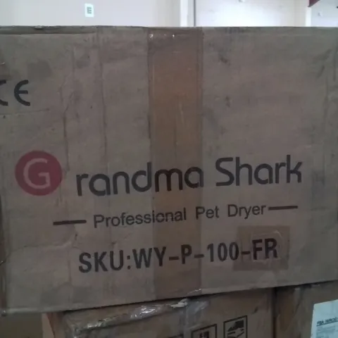 BOXED GRANDMA SHARK PROFESSIONAL PET DRYER