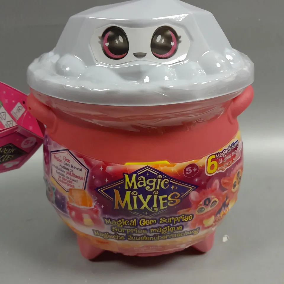 8 SEALED MAGIC MIXIES MAGICAL GEM SURPRISE CAULDRONS - FIRE (2 PER BOX)