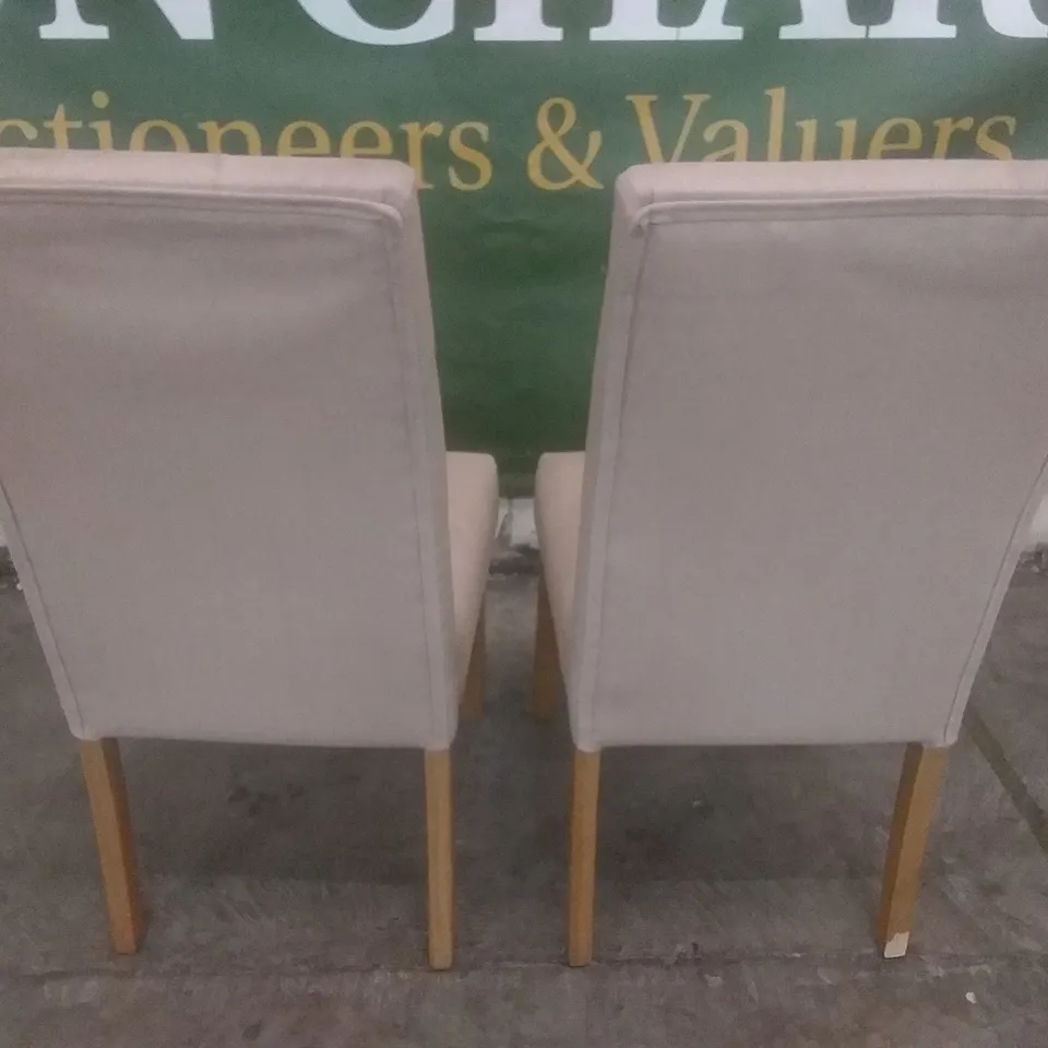 SET OF 2 NEW HATFIELD OATMEAL FABRIC BUTTON BACK DINING CHAIRS (OAK LEG)