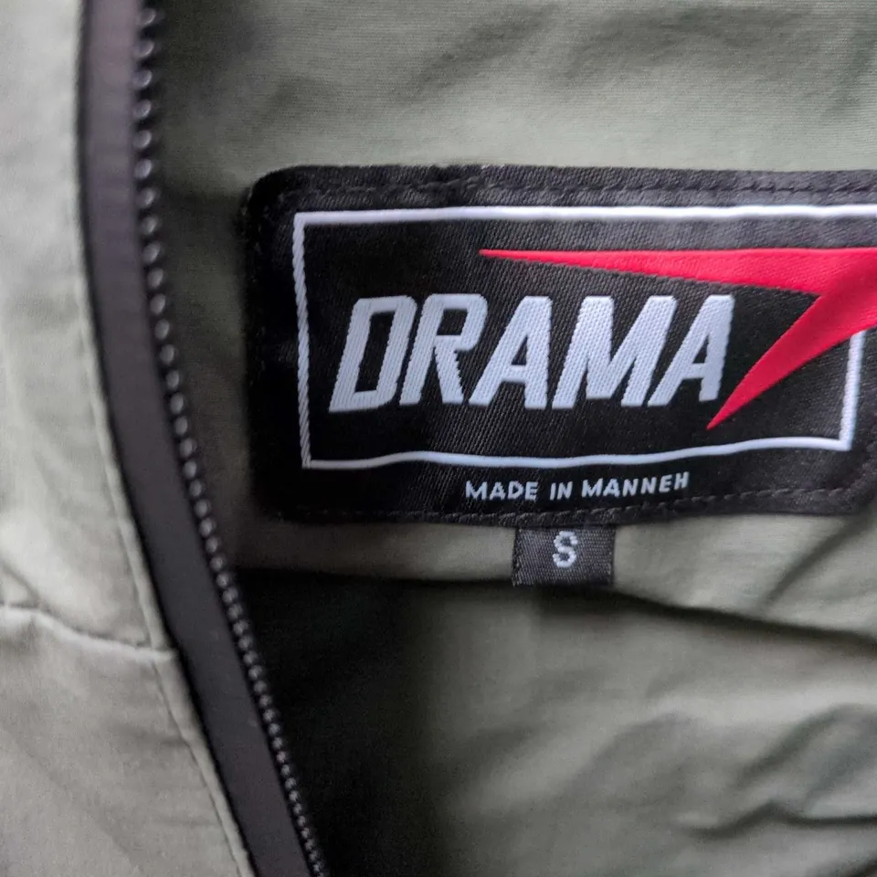 DRAMA JACKET – GREEN & RED TWO-TONE, UK SIZE S