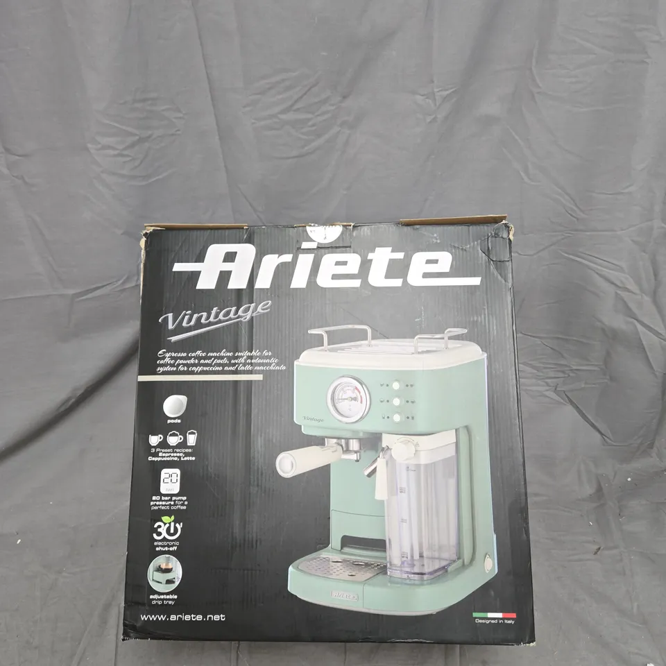 ARIETE VINTAGE ESPRESSO COFFEE MACHINE – MINT GREEN – BOXED