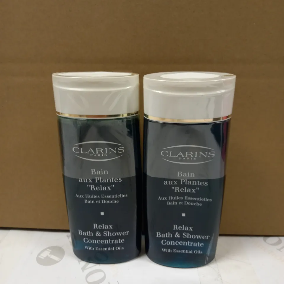 LOT OF 2 CLARINS RELAX BATH AND SHOWER CONCENTRATE - 200ML	