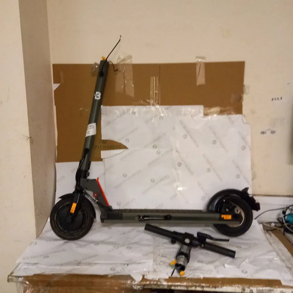 BUSBI WASP ELECTRIC SCOOTER - COLLECTION ONLY RRP £350