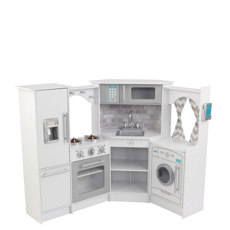 BOXED ULTIMATE CORNER PLAY KITCHEN WITH LIGHTS AND SOUNDS RRP £229.99