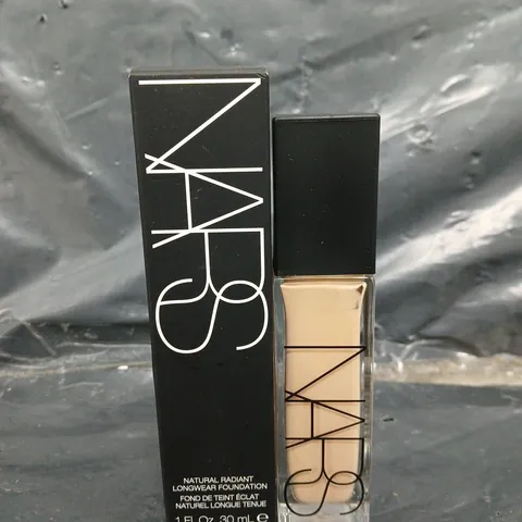 NARS NATURAL RADIANT LONGWEAR FOUNDATION