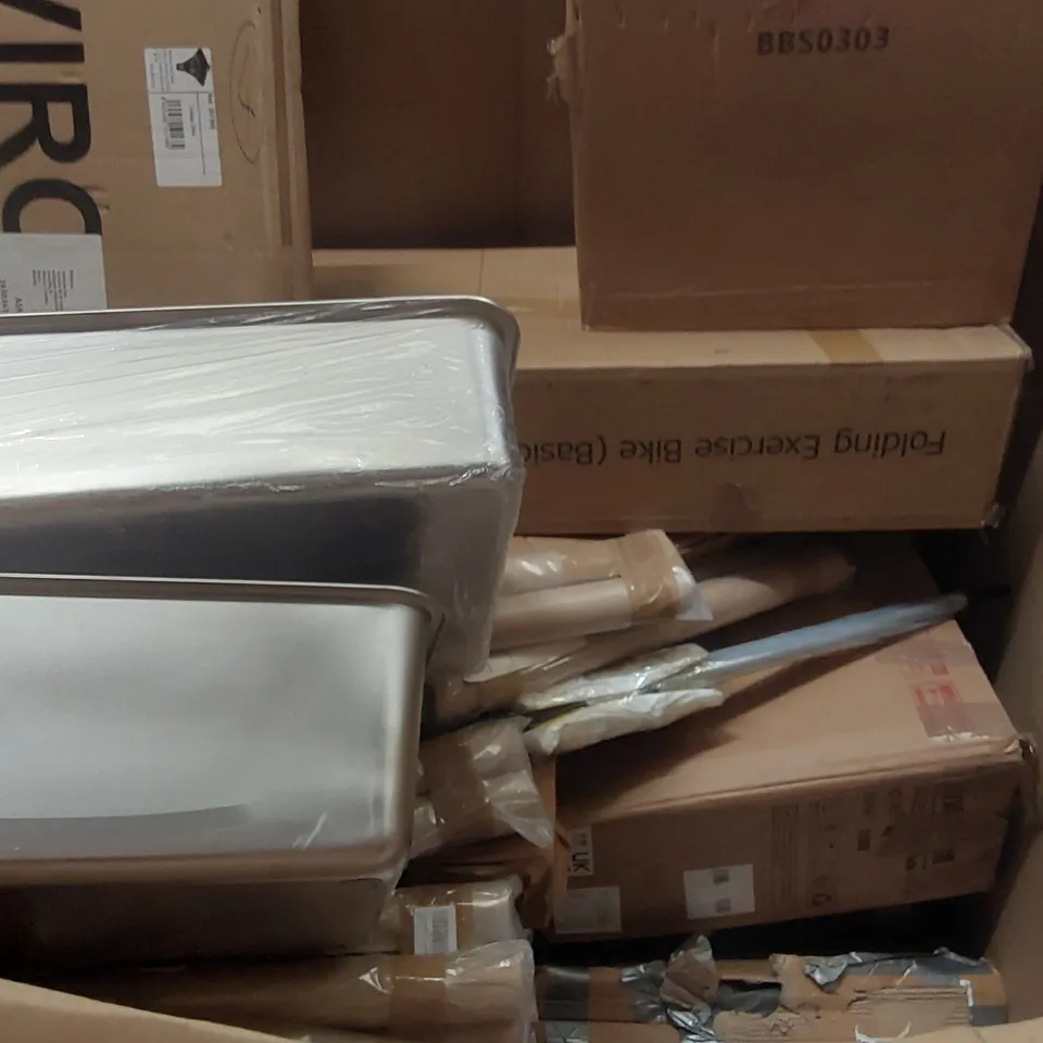 PALLET OF ASSORTED ITEMS INCLUDING: FOLDING EXERCISE BIKE, OFFICE CHAIR, INTELLIGENT TOWEL DRYER, VANITY MIRROR, BABY UPSEAT, PLAYMAT ECT