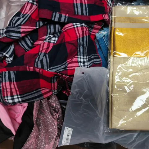 APPROXIMATELY 20 ASSORTED CLOTHING AND FASHION PRODUCTS IN VARIOUS STYLES AND SIZES - COLLECTION ONLY