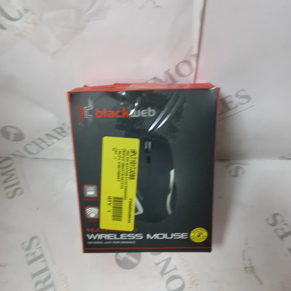 BOX OF APPROXIMETLY 20 ITEMS TO INCLUDE RADIOS, MOUSE, EARPHONES ETC 