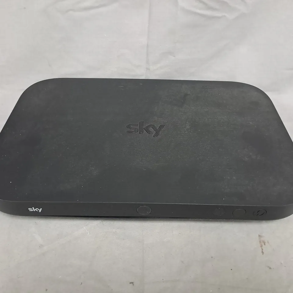 SKY SET-TOP BOX ES130