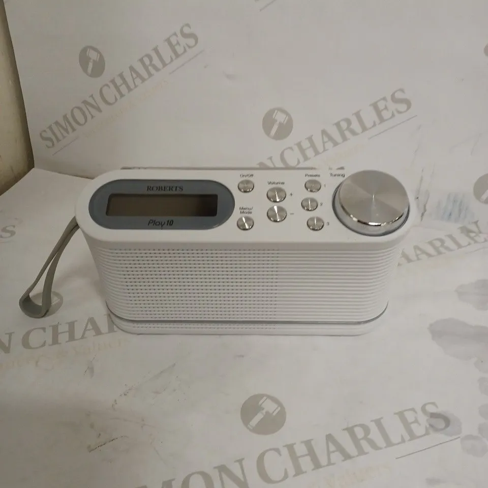 ROBERTS PLAY10 PORTABLE RADIO 