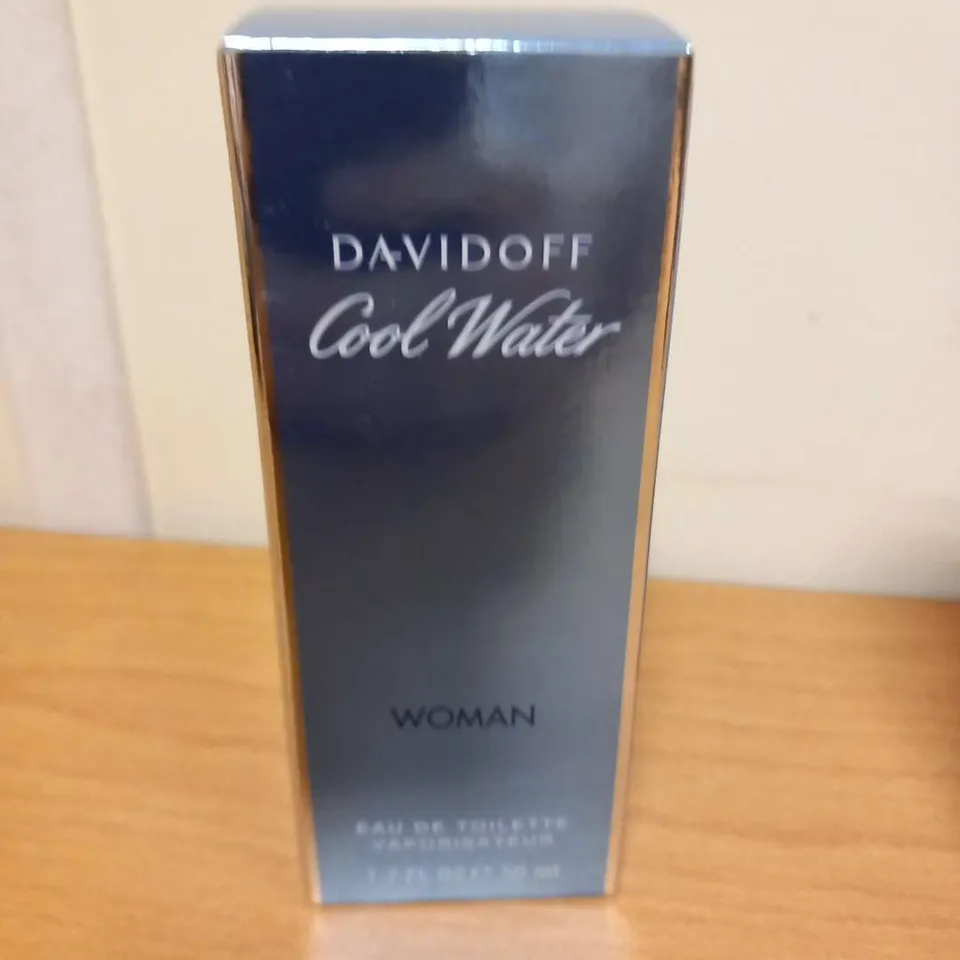 BOXED DAVIDOFF COOL WATER WOMAN EAU DE TOILETTE 50ML
