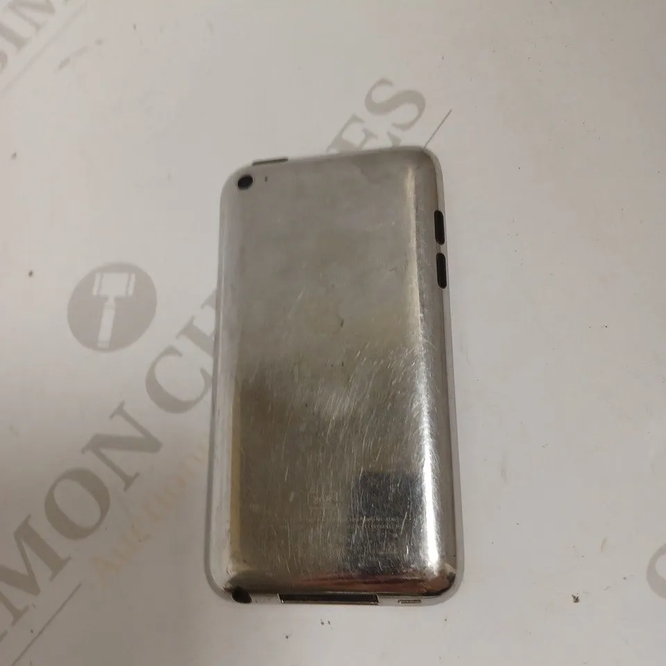 APPLE IPOD 8G MODEL A1367