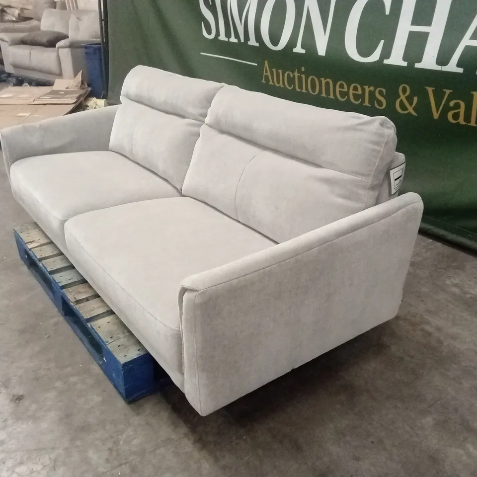 DANETTI BROOKS LIGHT GREY FABRIC PLEAT 3 SEATER SOFA RRP £979