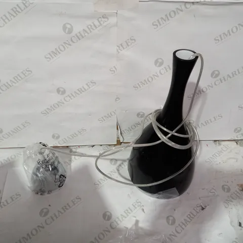 BOXED TONE BLACK CEILING PENDANT
