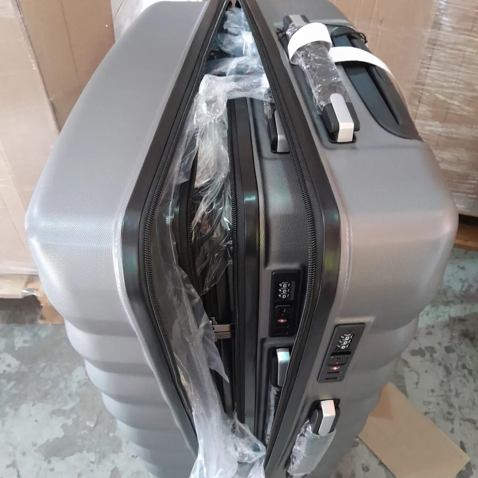 BERLIN 8 WHEEL HARDSHELL 3PC SUITCASE SE