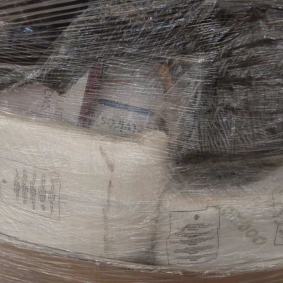 PALLET OF ASSORTED BEDROOM AND COMFORT BASED PRODUCTS TO INCLUDE; PILLOWS, SUPPORT SEAT CUSHIONS AND SIMILARLY RELATED GOODS