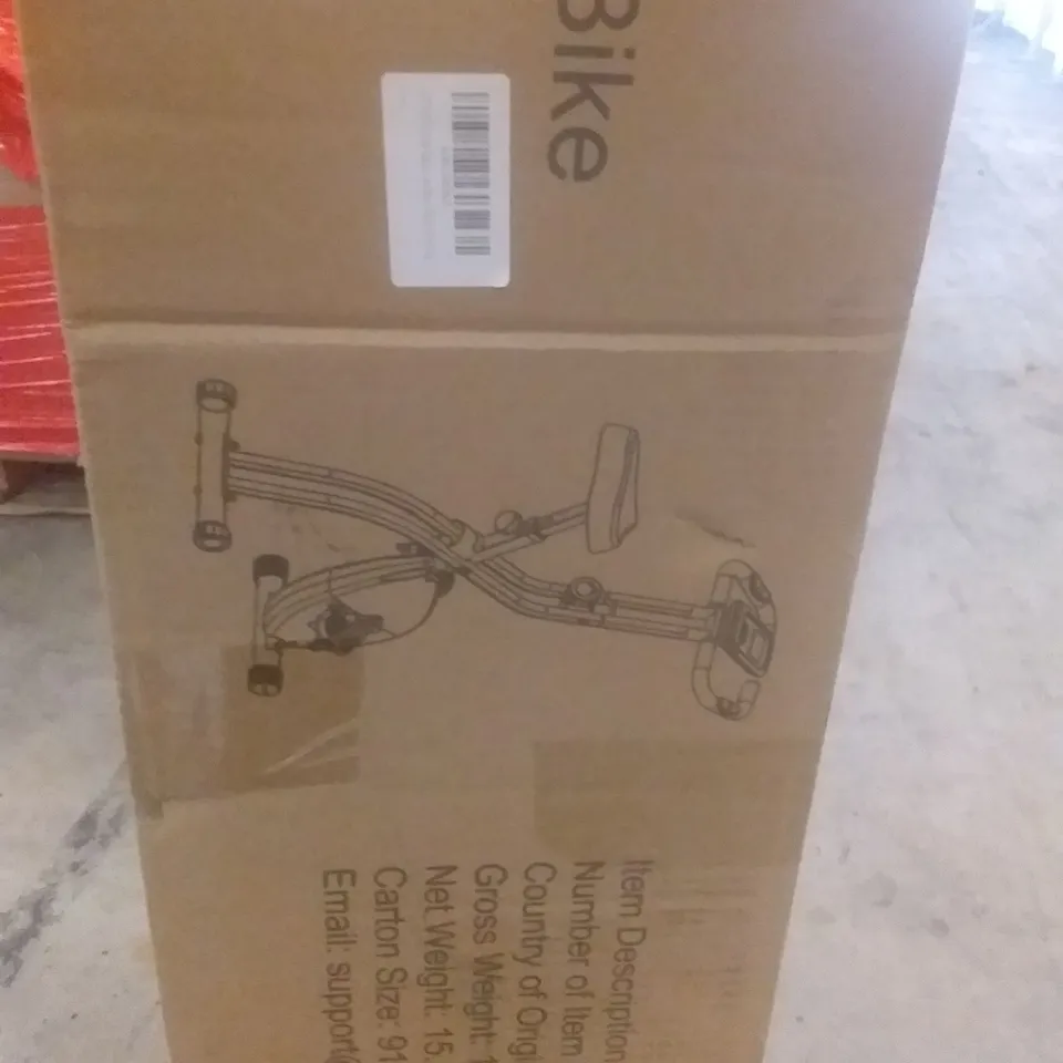 PALLET OF ASSORTED ITEMS INCLUDING FOLDING EXCERCISE BIKES