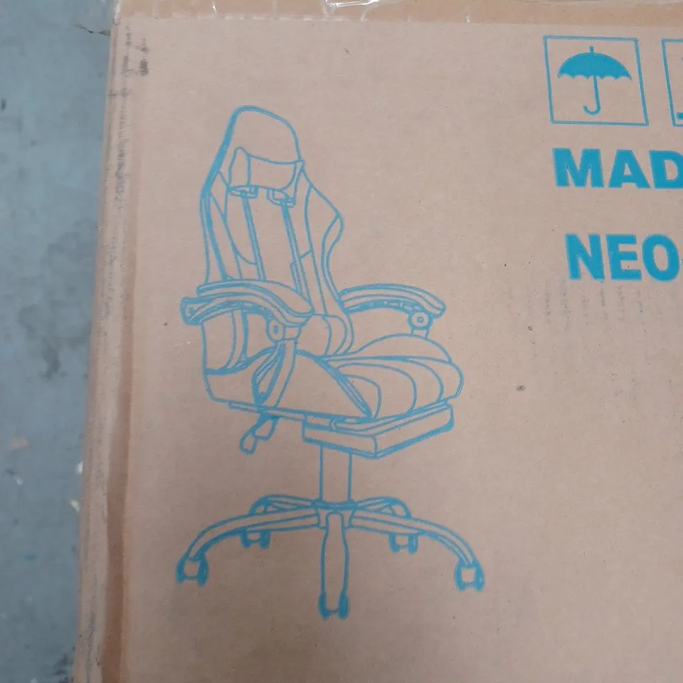 BOXED NEO SERPENS BLUE AND BLACK LEATHER GAMING CHAIR WITH MASSAGE FUNCTION & FOOTREST (1 BOX) - COLLECTION ONLY