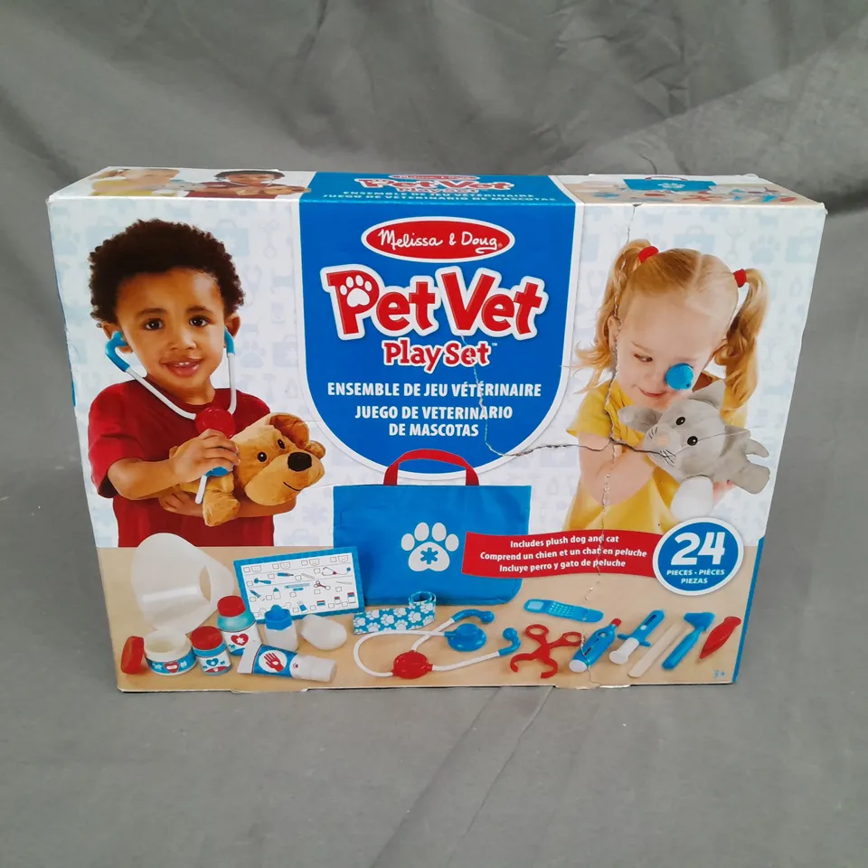 MELISSA AND DOUG PET VET PLAYSET