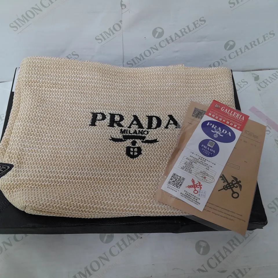 PRADA TOTE BAG IN BEIGE WEAVE 
