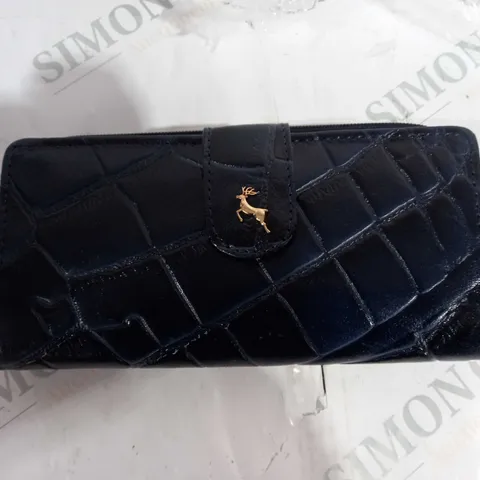 ash leather purse
