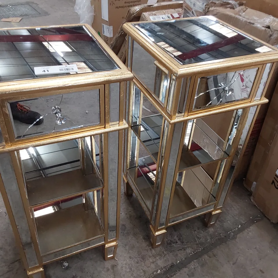 PAIR DESIGNER MIRRORED & GILT BEDSIDE TABLES ONE DRAWER